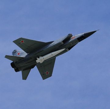 a russian mig31k carrying a hypersonic missile