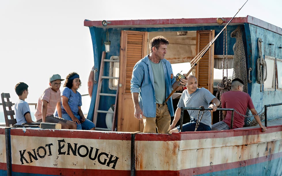blue miracle steve gutierrez as tweety, anthony gonzalez as geco, isaac arellanes as wiki, nathan arenas as hollywood, dennis quaid as captain wade malloy, jimmy gonzales as omar, miguel angel garcia as moco in blue miracle cr carlos rodrigueznetflix © 2020