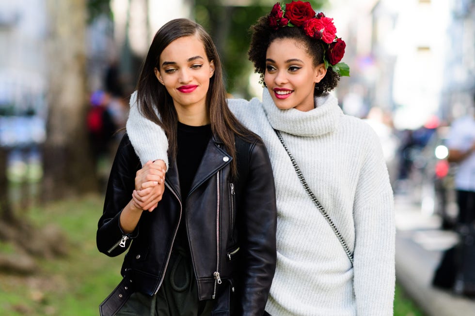 Street fashion, White, People, Photograph, Fashion, Clothing, Lip, Beauty, Red, Skin, 