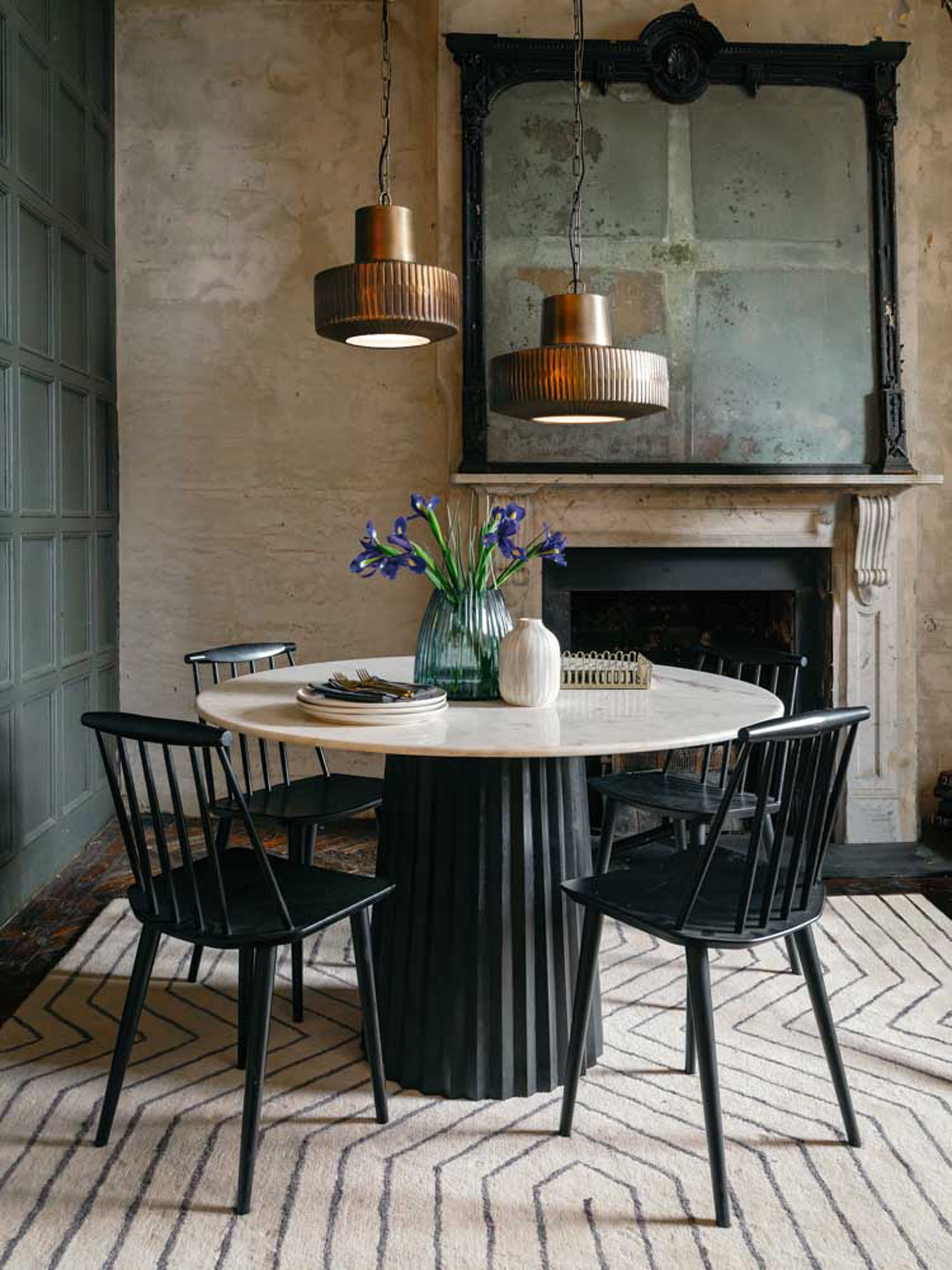 11 Elegant Period Dining Room Ideas