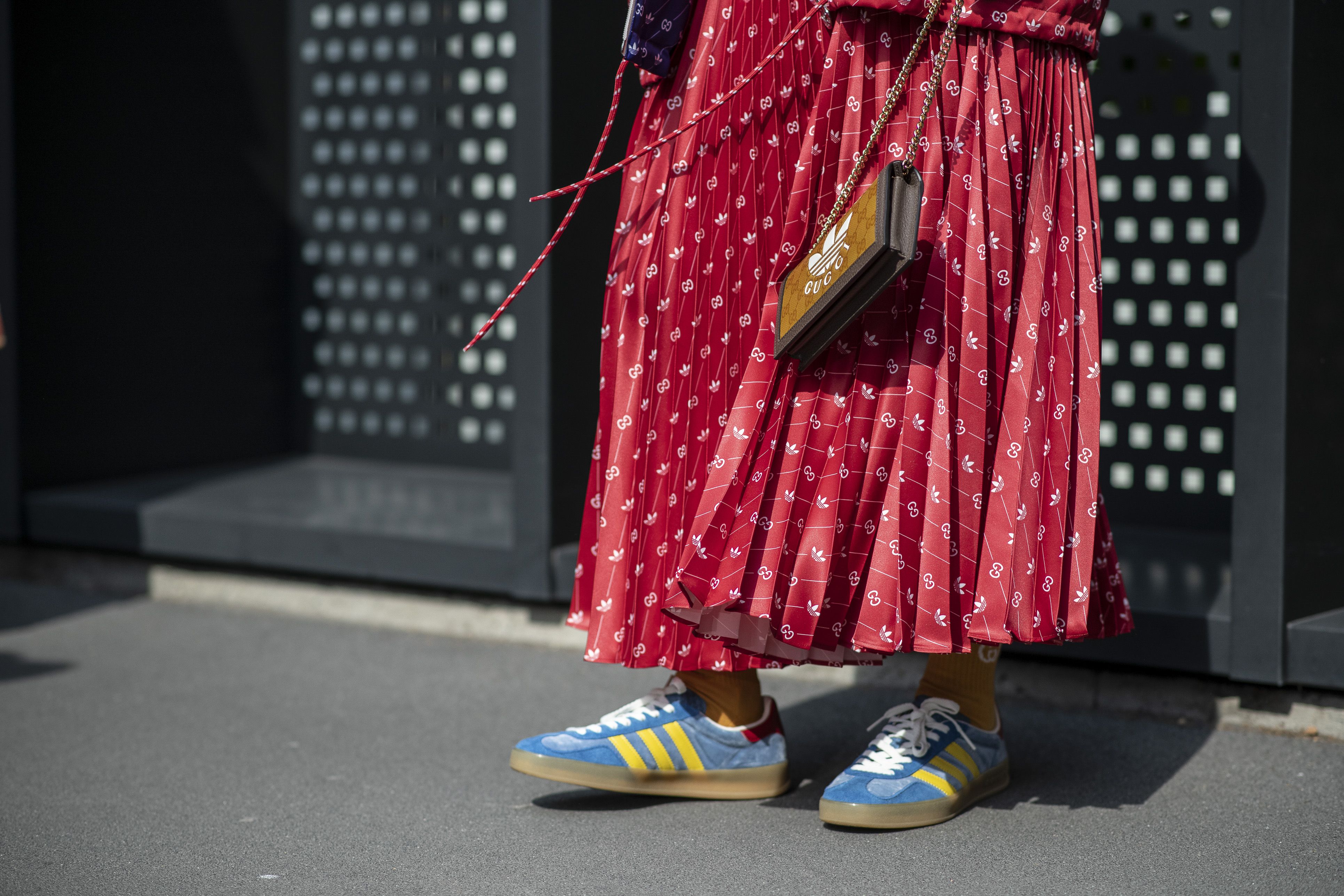 Ropa elegante para mujer se ve espectacular en una chica ropa casual moda  callejera acceso a la moda