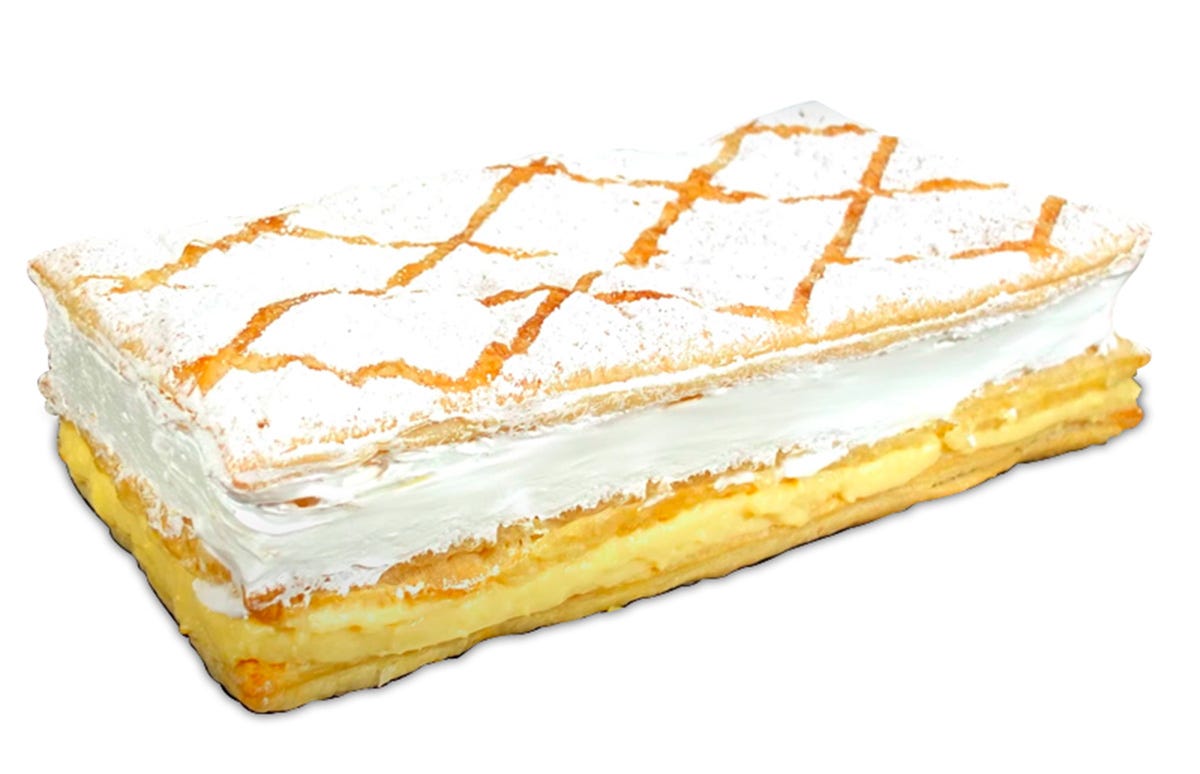 Esta panadería centenaria tiene las milhojas de crema y nata más ricas que he probado nunca y siempre está entre mis recomendaciones gastronómicas de Madrid
