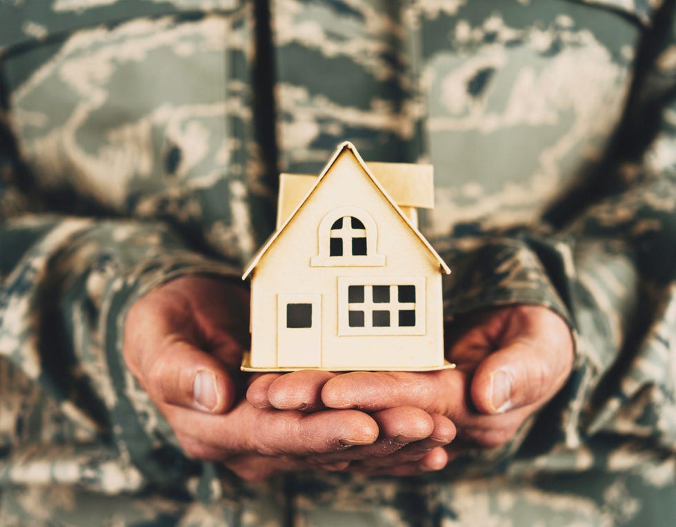 ways to help a veteran