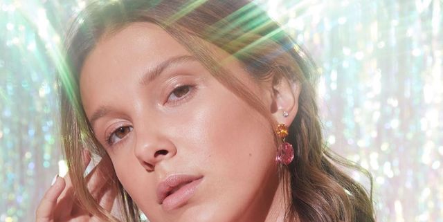 In Her Latest Bare Face Selfie, Millie Bobby Brown Is Normalising Acne And  Posting Makeup-Free Pictures Of It Too