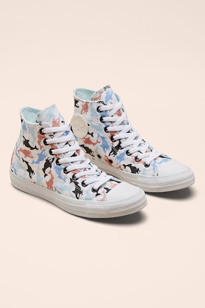 millie bobby brown whales converse