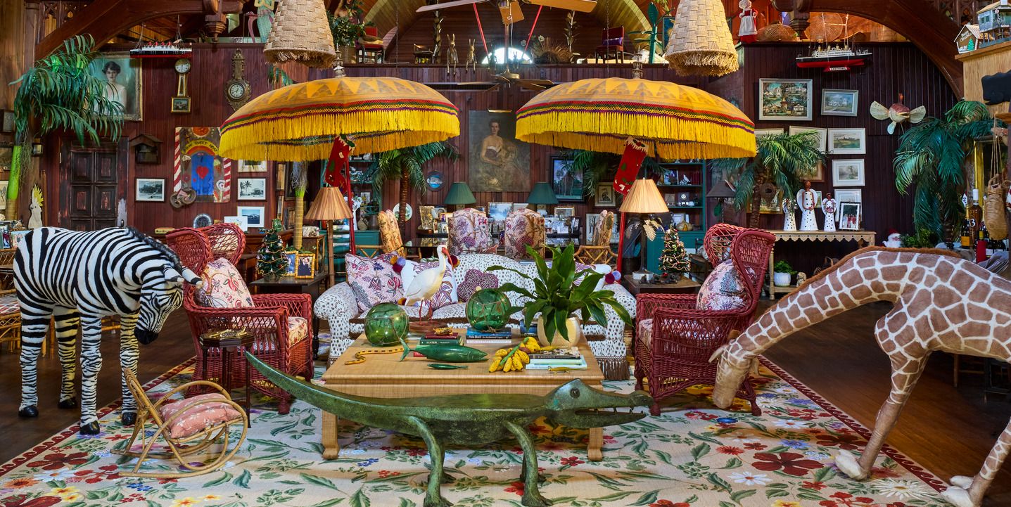 Christmas at This Famous Designer's Palm Beach Home Is a Bonanza of Zebras, Gators and Giraffes