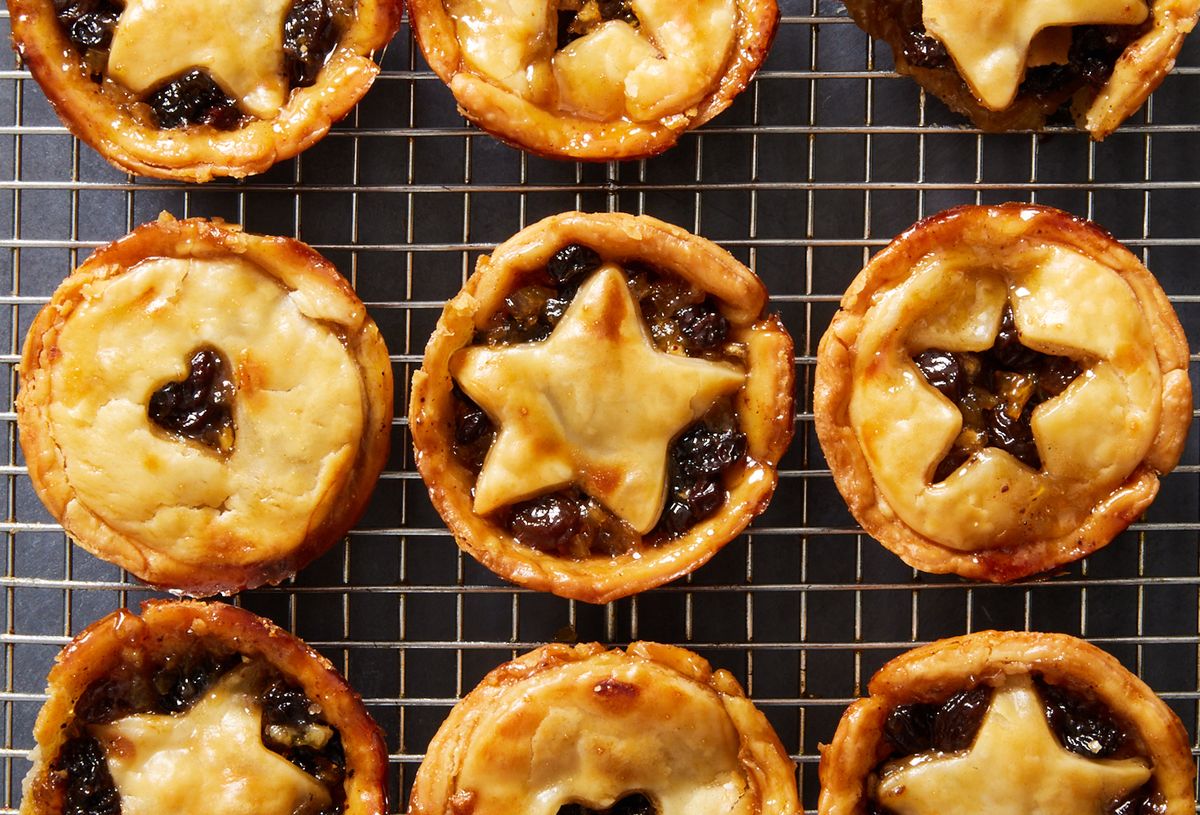 traditional mini mince pies