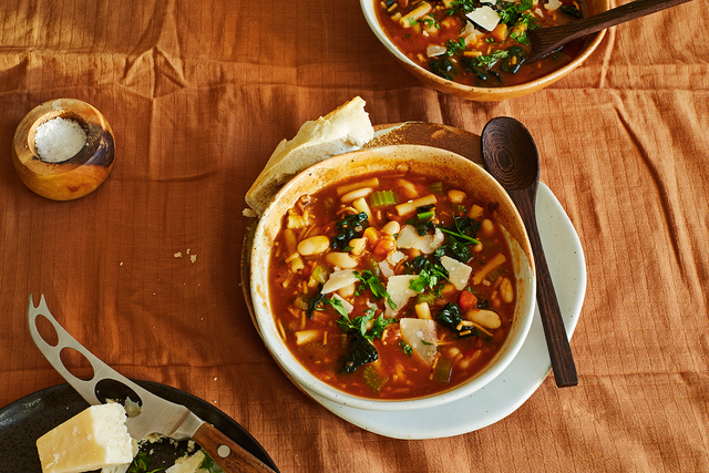 Best Minestrone Soup Recipe - How To Make Minestrone Soup