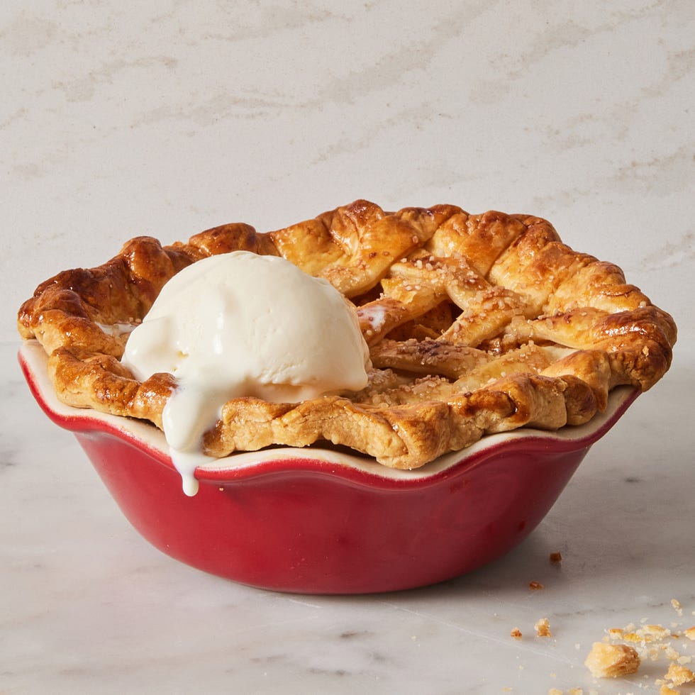 mini apple pies in individual sized pie pans