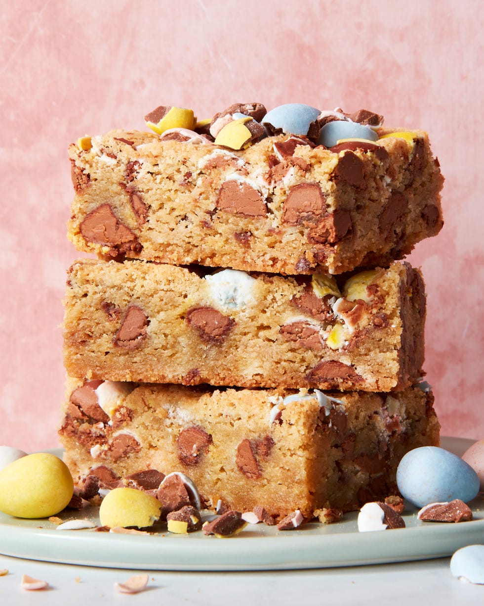 mini cadbury egg blondies