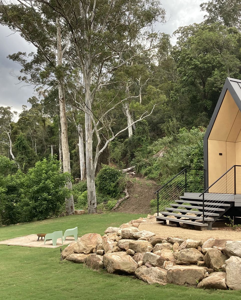 mini casa de madera con doble altura y 20 m2, de tinyhaus australia