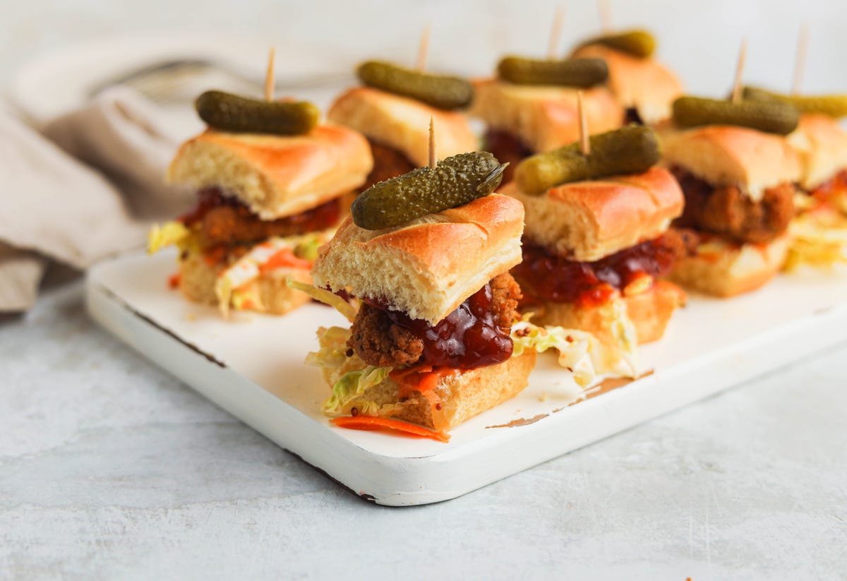 Mini fried chicken sliders | Slider recipe