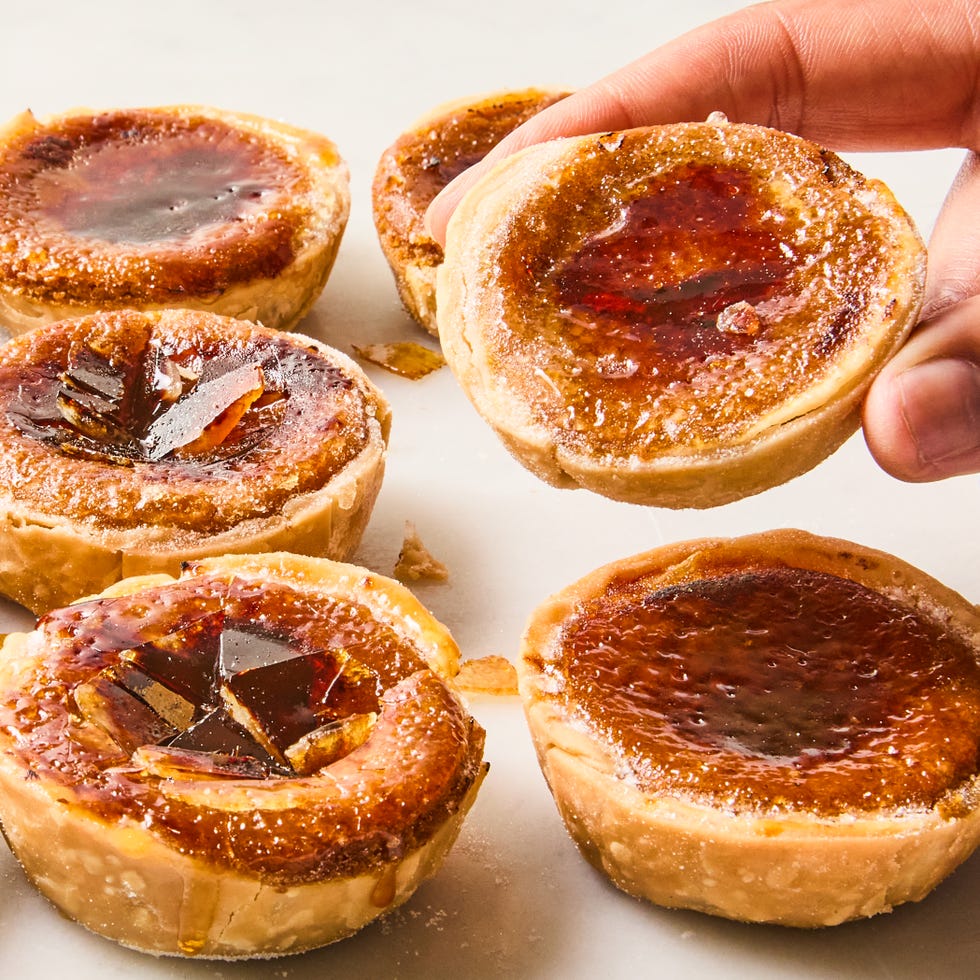 mini pumpkin pies with a creme brulee topping