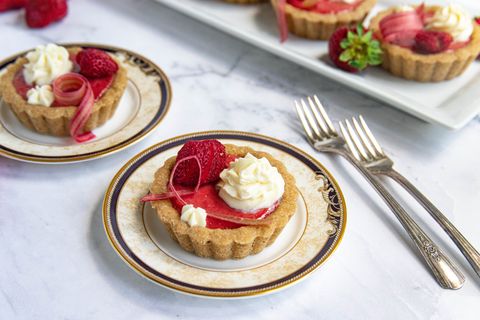 strawberry rhubarb tarts mini dessert recipe