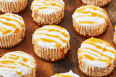 mini eggnog cheesecakes