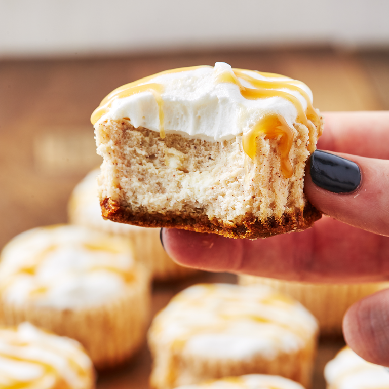 mini eggnog cheesecakes