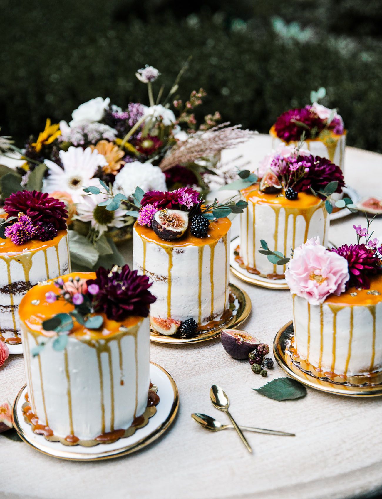 Mini Layer Cakes for Easter | Recipes & Lifestyle | Jennifer Maune