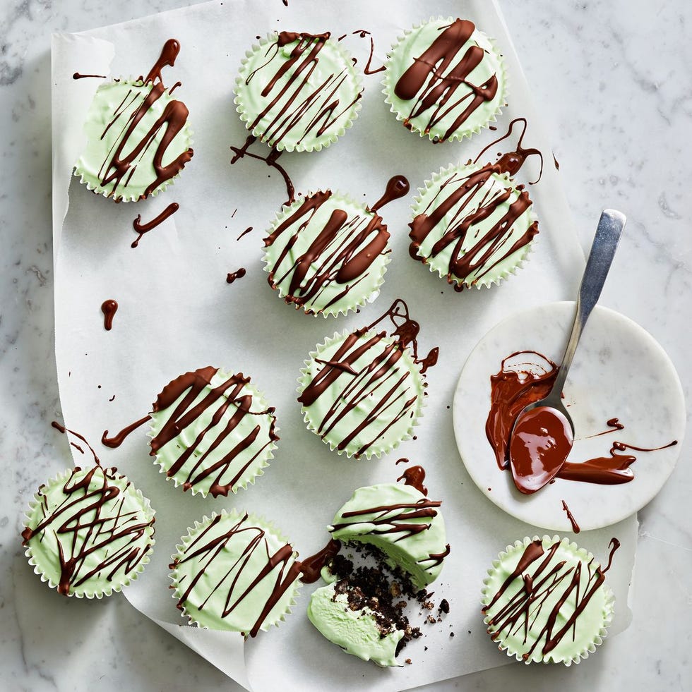 mini chocolate and mint pies with chocolate drizzled over the top