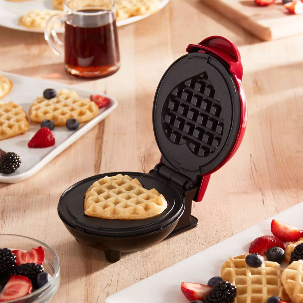 DASH Multi Mini Heart Shaped Waffle Maker Six Mini Waffles Perfect for  Famili
