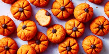 mini pumpkin cheesecake bites