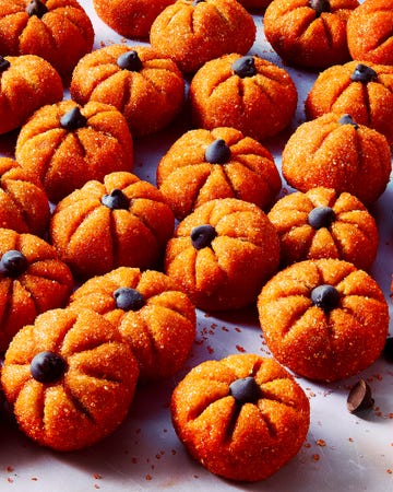 mini pumpkin cheesecake bites