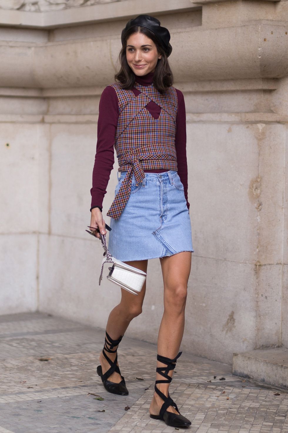 How to wear a mini skirt – Mini skirt fashion trend 2017