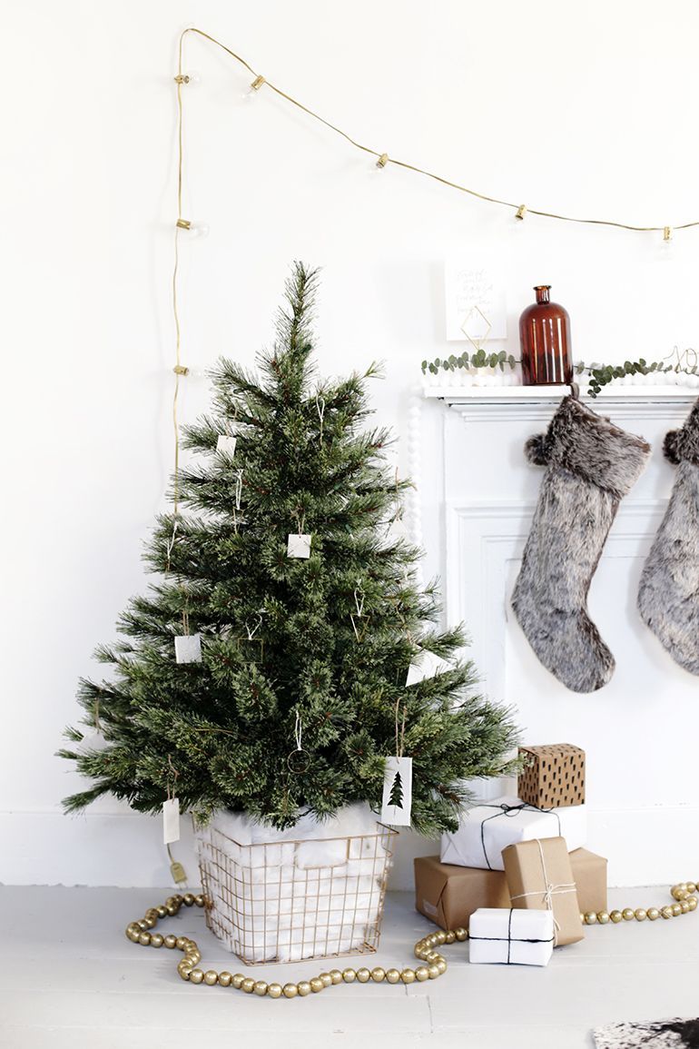 Christmas Tree Stand Star – by Benson - Swedish Design