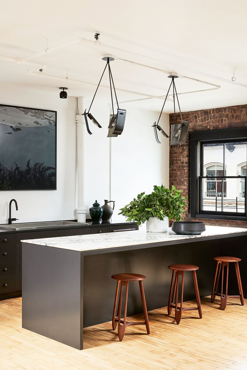 minimalist industrial black and white kitchen