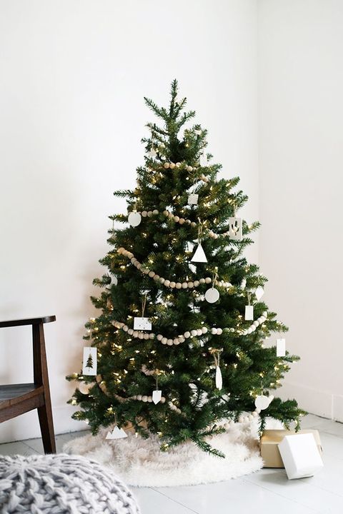 minimalist rustic christmas tree decorations