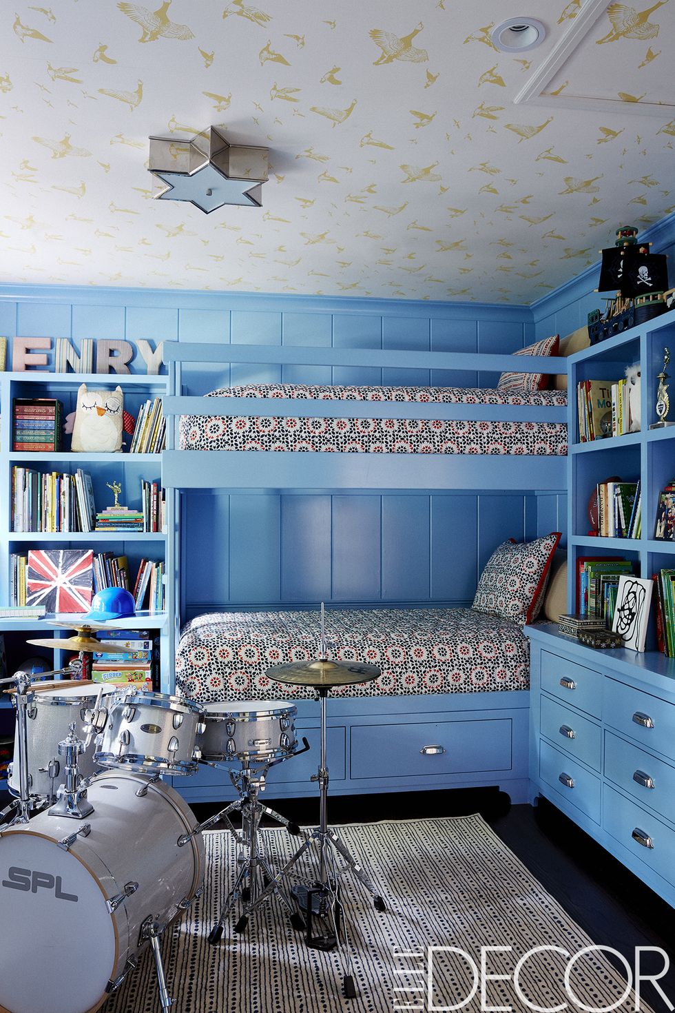 Blue, Room, Furniture, Interior design, Wall, Ceiling, Living room, Building, Shelf, Wallpaper, 