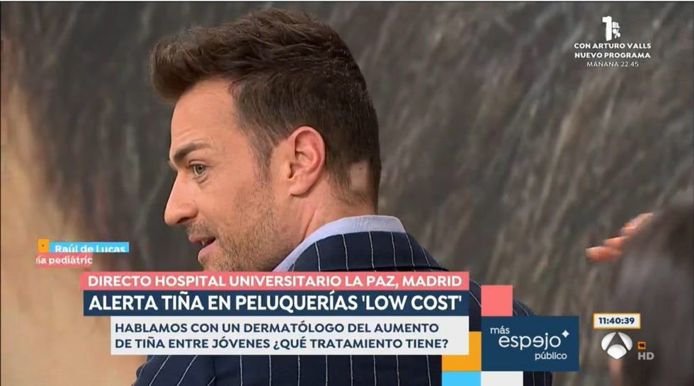 miquel valls, con un trasquilon en el pelo en espejo publico por culpa de marilo montero y una maquinilla