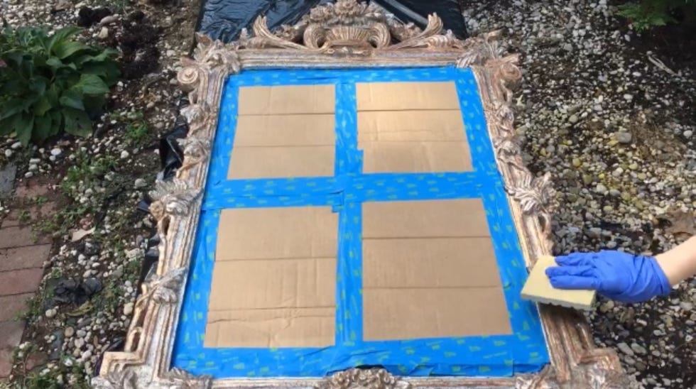 How to Spray Paint a Mirror Frame