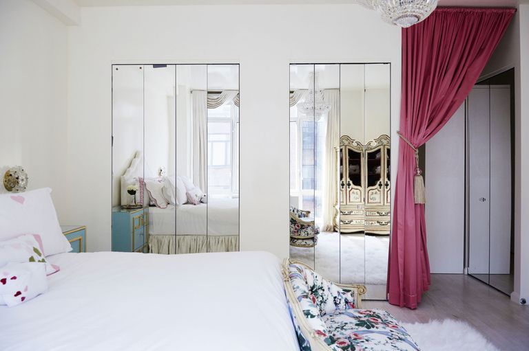 Inspiration on How to Build Your Bedroom Mirror Wall