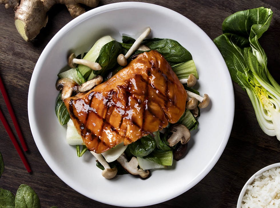 10 Menu Items Nutritionists Order At P.F. Chang’s