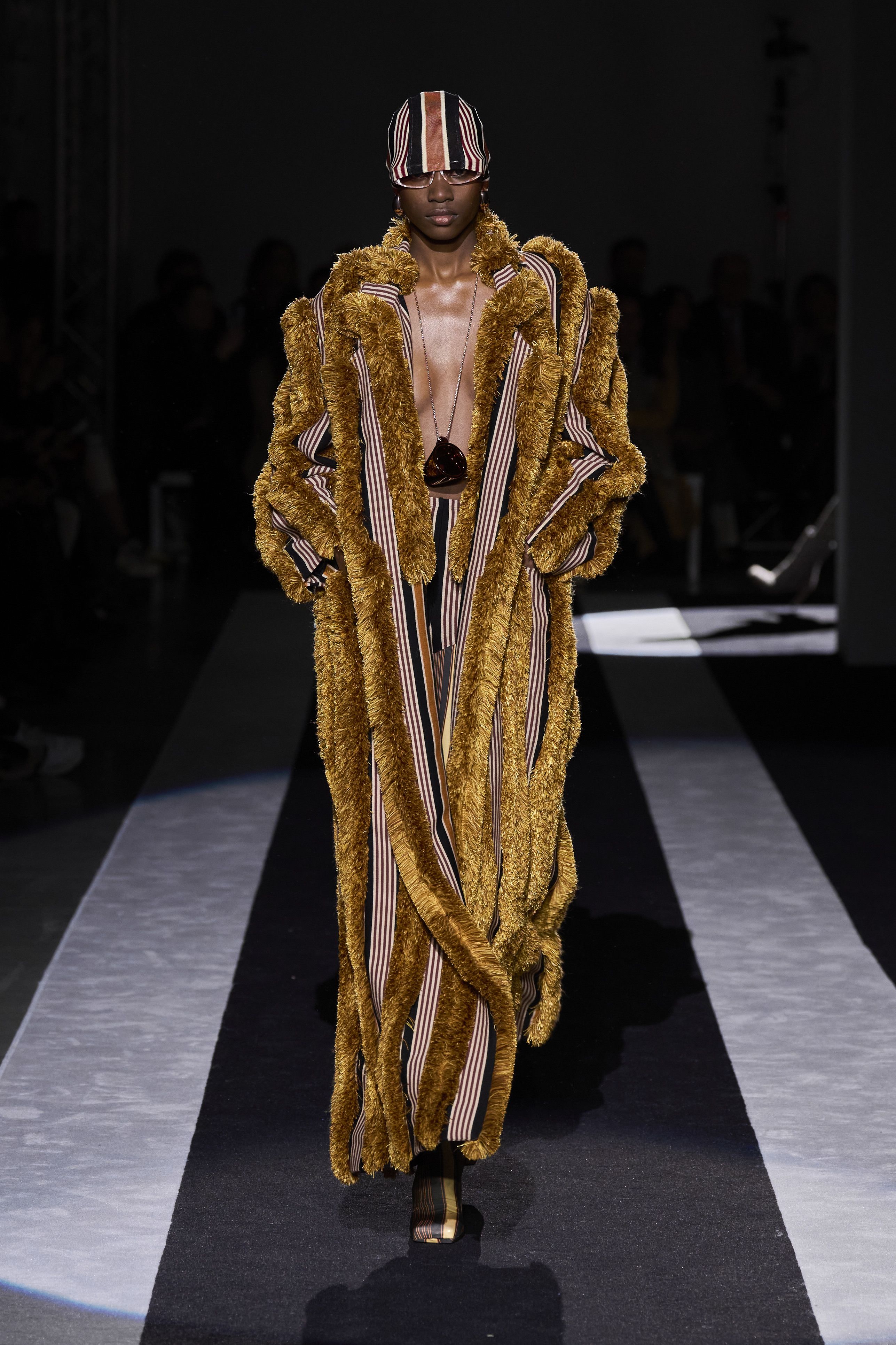 ミッソーニ（MISSONI）2024-25秋冬コレクション | ファッション