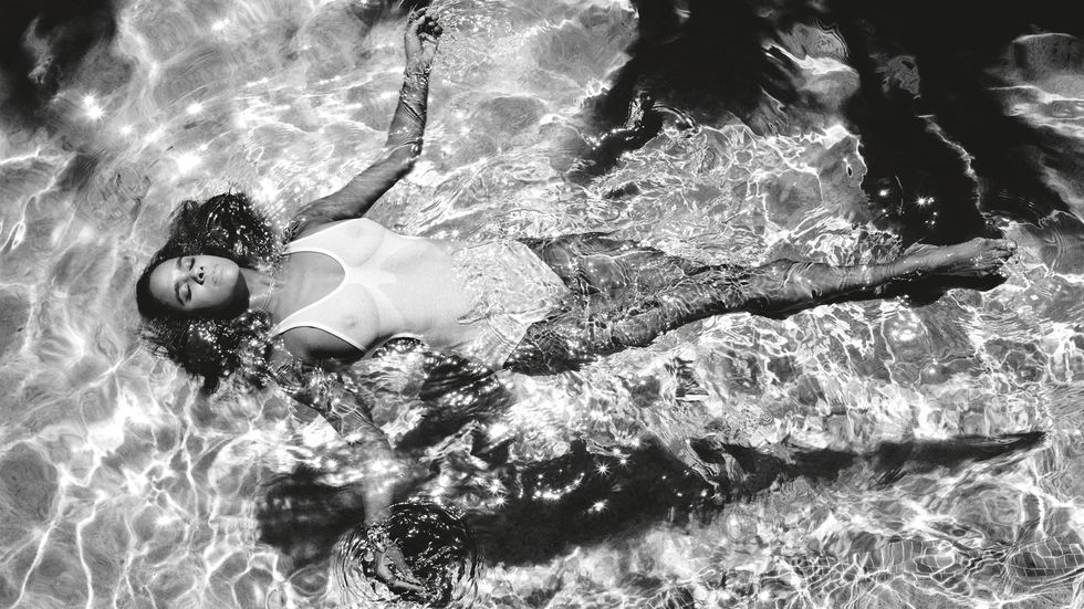 Water, Black-and-white, Photography, Monochrome, Monochrome photography, Recreation, Swimming, Stock photography, Style, 