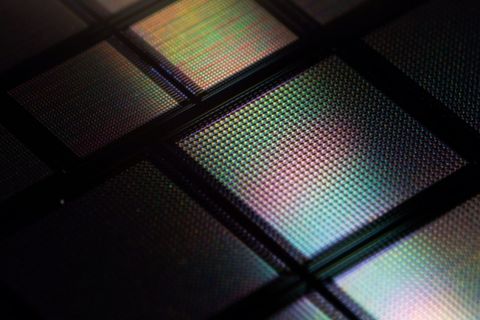 a close up view of a new neuromorphic “brain on a chip” that includes tens of thousands of memristors, or memory transistors