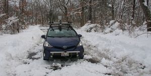 Vehicle, Snow, Car, Winter, Off-roading, Freezing, Winter storm, Off-road vehicle, Blizzard, Geological phenomenon, 