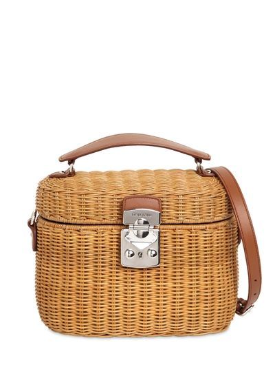Bag, Handbag, Fashion accessory, Brown, Tan, Beige, Wicker, Leather, Shoulder bag, Luggage and bags, 