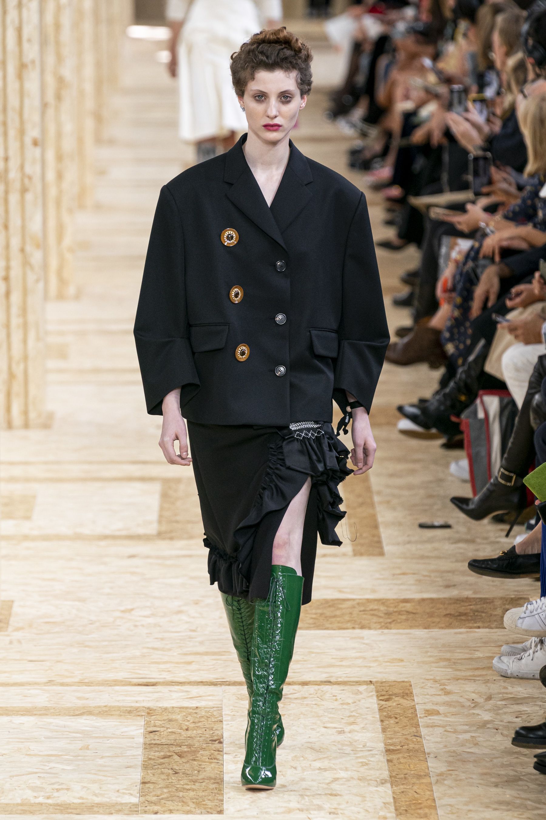 美品　miumiu 2020年モデル　スウェット　LEAGUE ピンク 美品 miumiu 2020年モデル スウェット LEAGUE ピンク - メルカリ