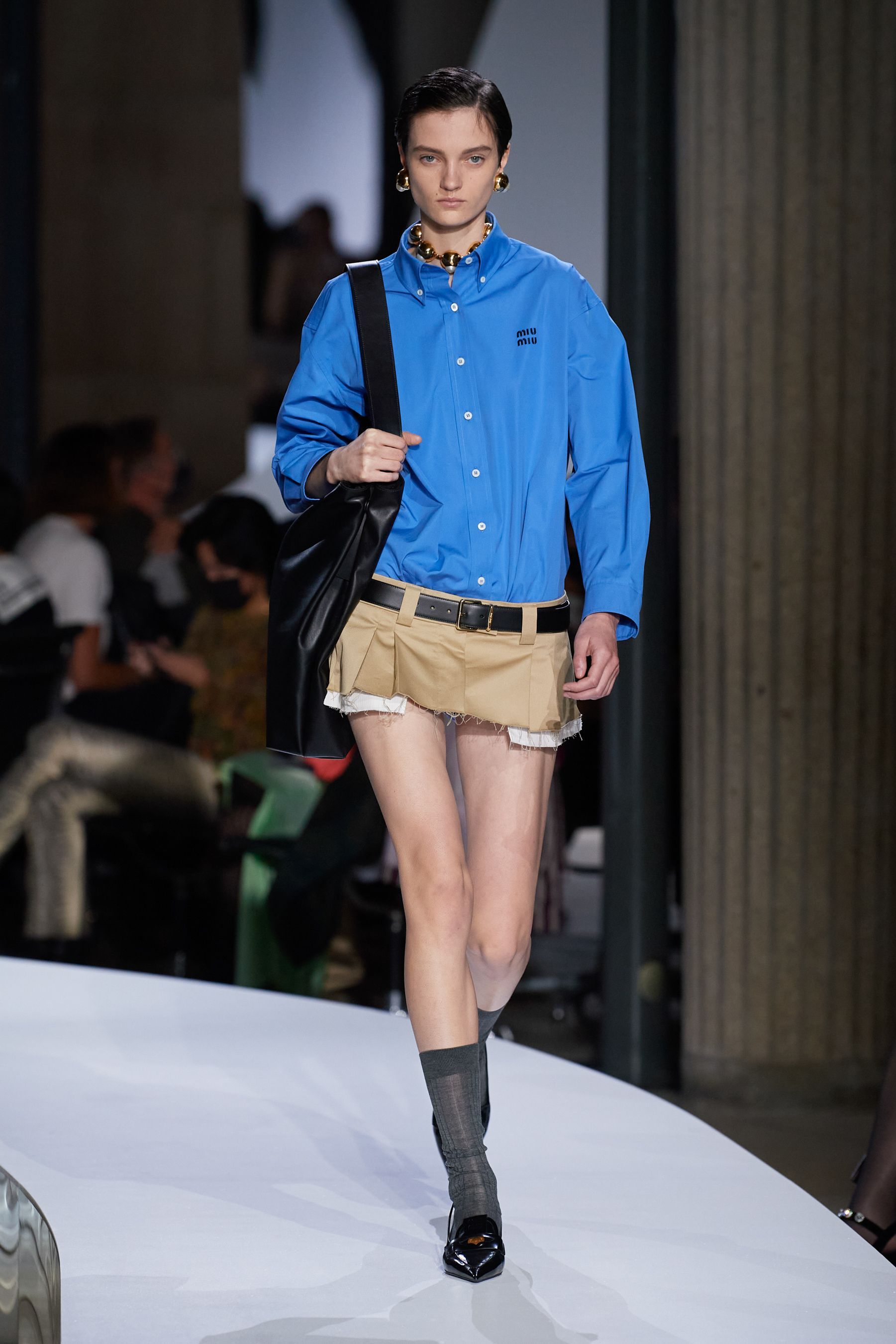 MIUMIUランウェイ●MUSE5月号掲載 スポーツジップアップブルゾン 三越伊勢丹 | MIU MIU/ミュウミュウ通販 | テクニカルシルク