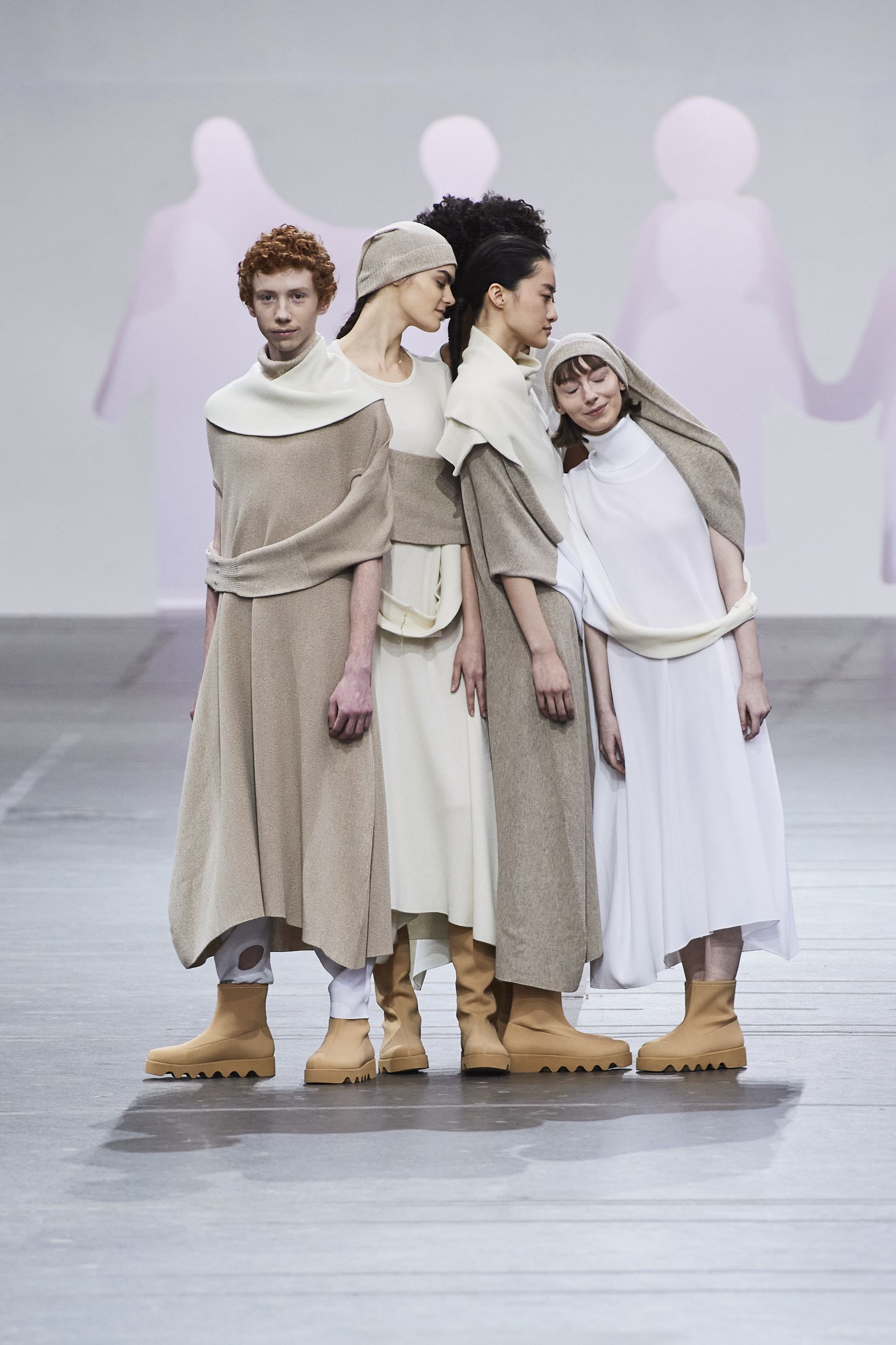 イッセイミヤケ」（ISSEY MIYAKE）｜2020秋冬コレクション