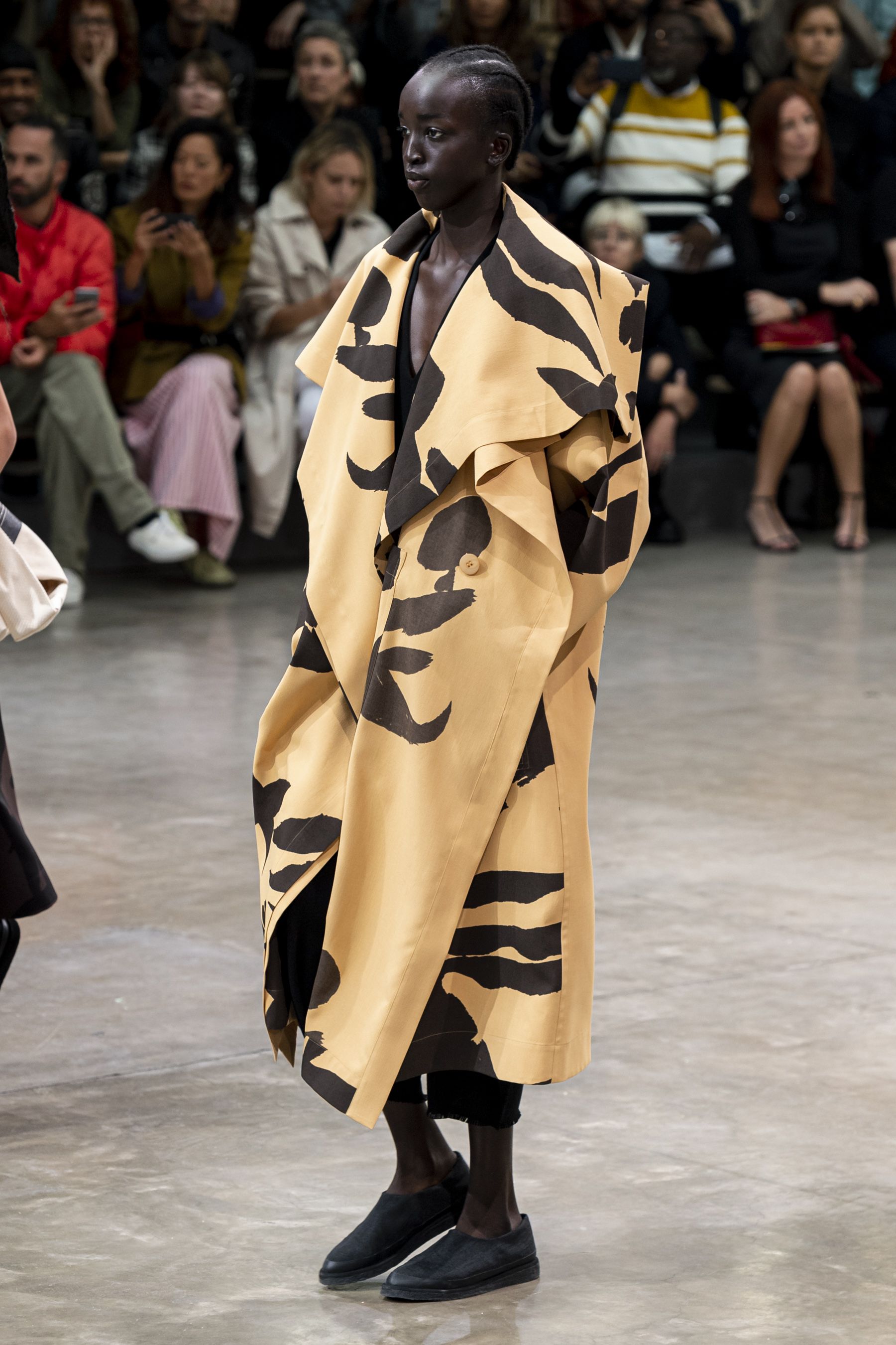 イッセイミヤケ」（ISSEY MIYAKE）｜2020春夏コレクション