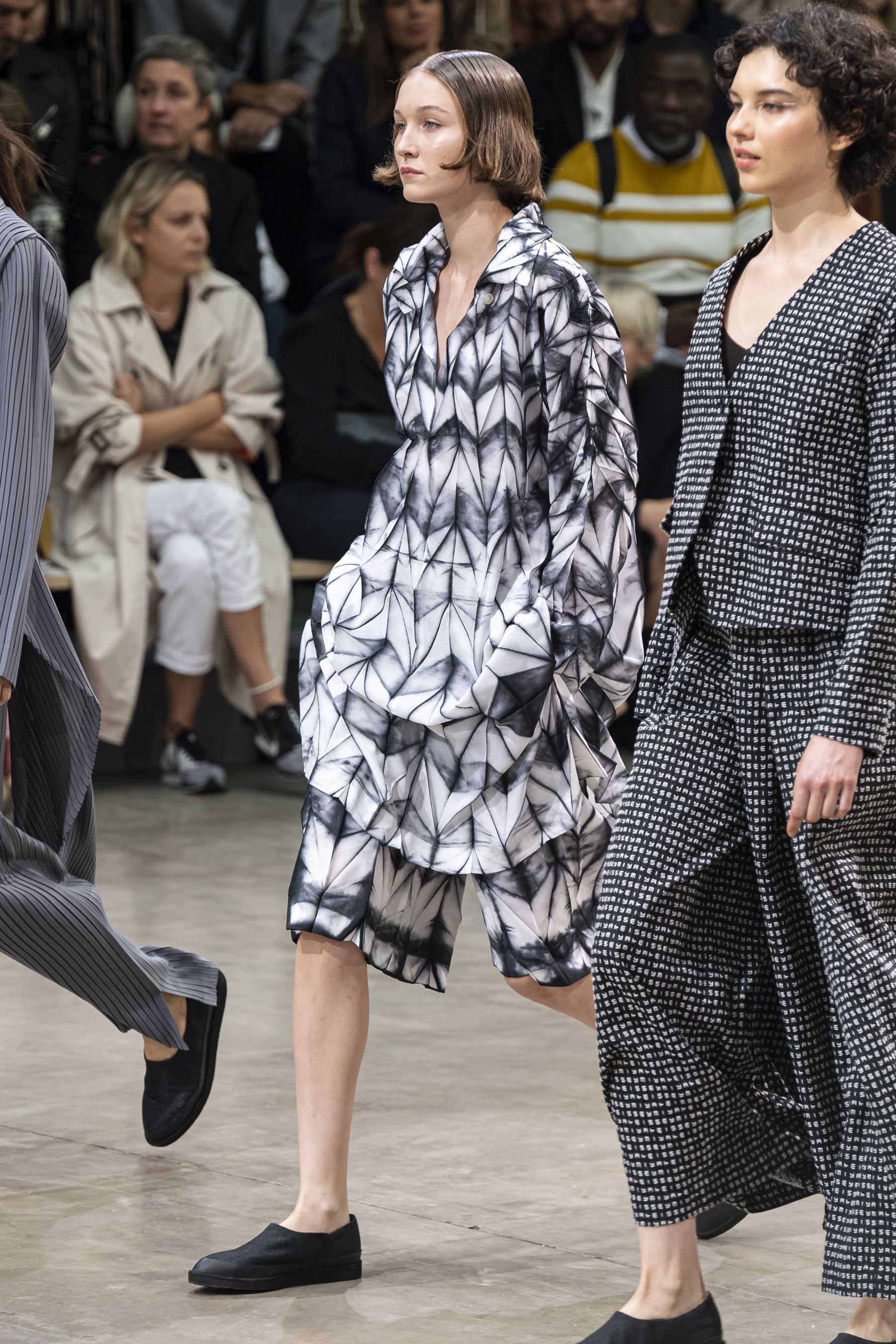 イッセイミヤケ」（ISSEY MIYAKE）｜2020春夏コレクション