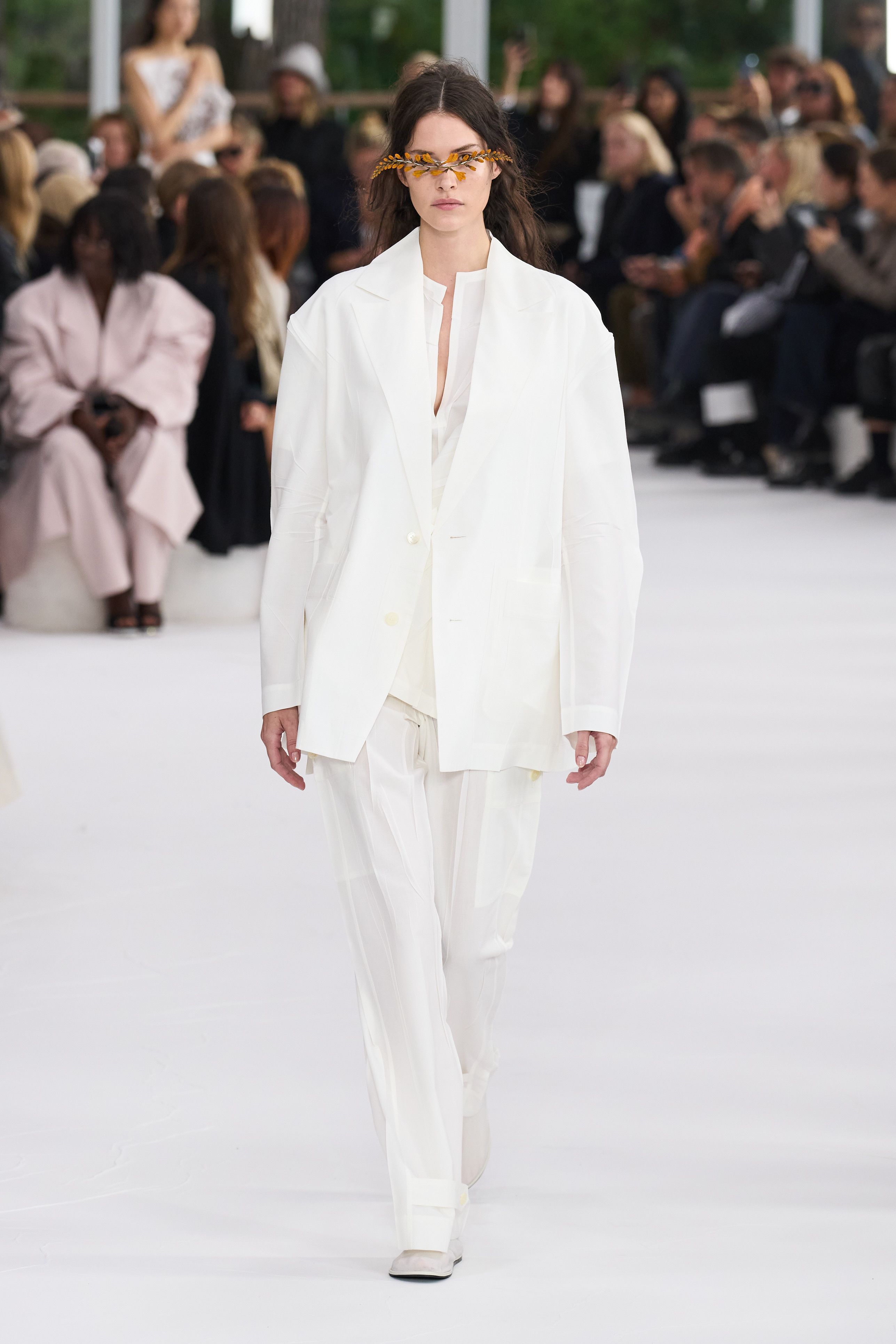 イッセイ ミヤケ(ISSEY MIYAKE)」2025春夏コレクション イッセイ ミヤケ(ISSEY MIYAKE)」2025春夏コレクション