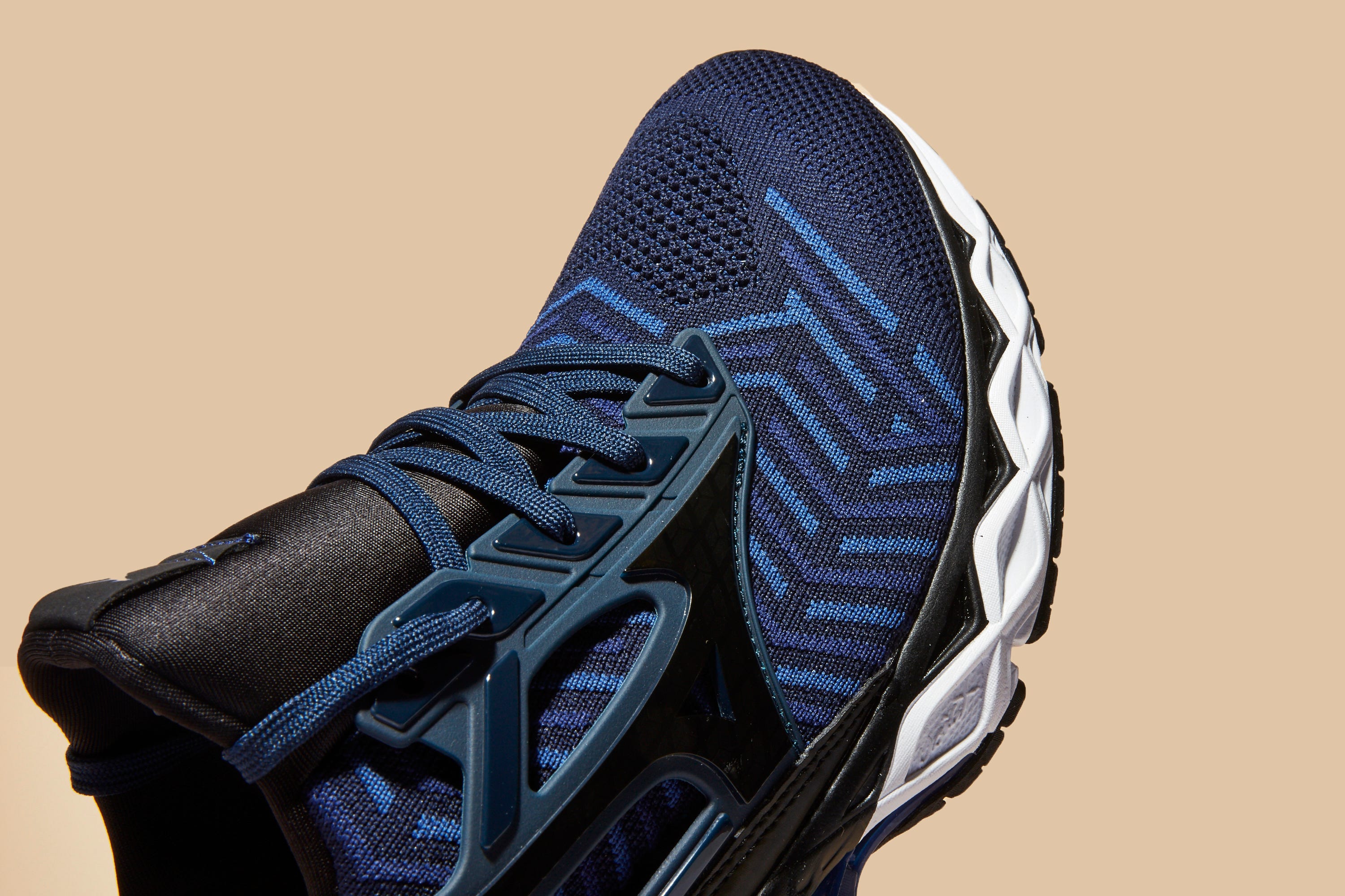 Footwear, White, Shoe, Black, Sneakers, Athletic shoe, Electric blue, Outdoor shoe, Walking shoe, Sportswear, 