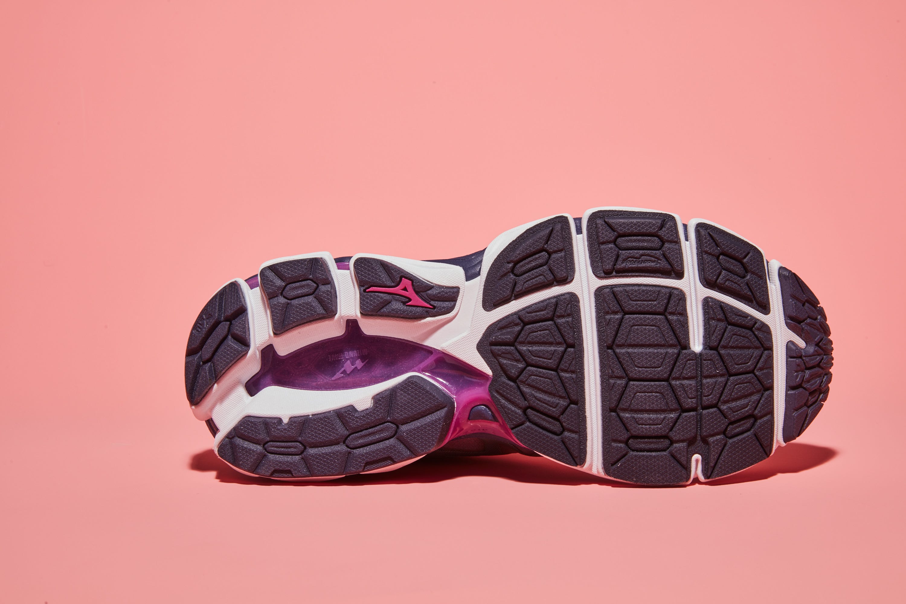 Mizuno Wave Horizon 3