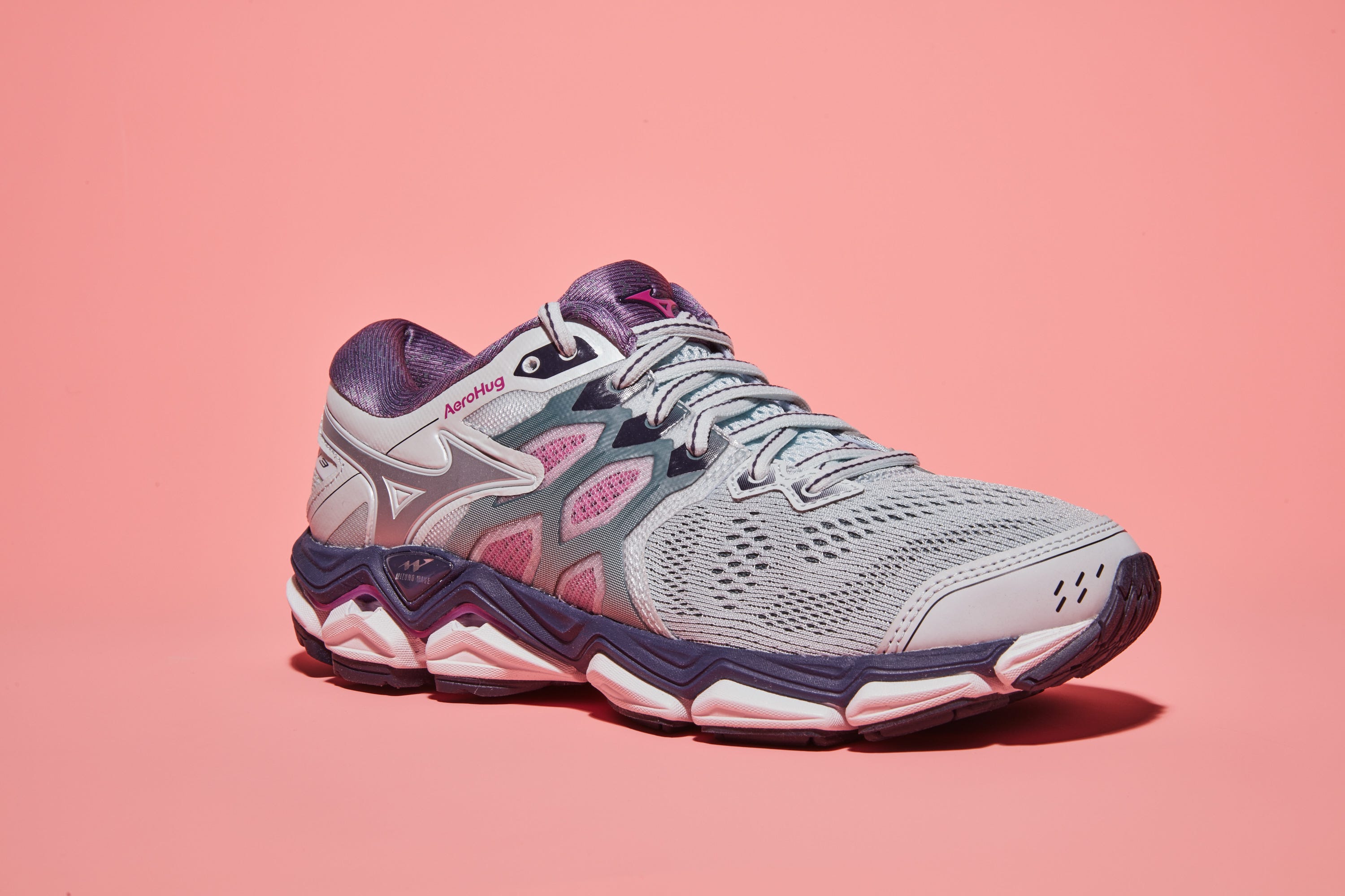 Mizuno Wave Horizon 3