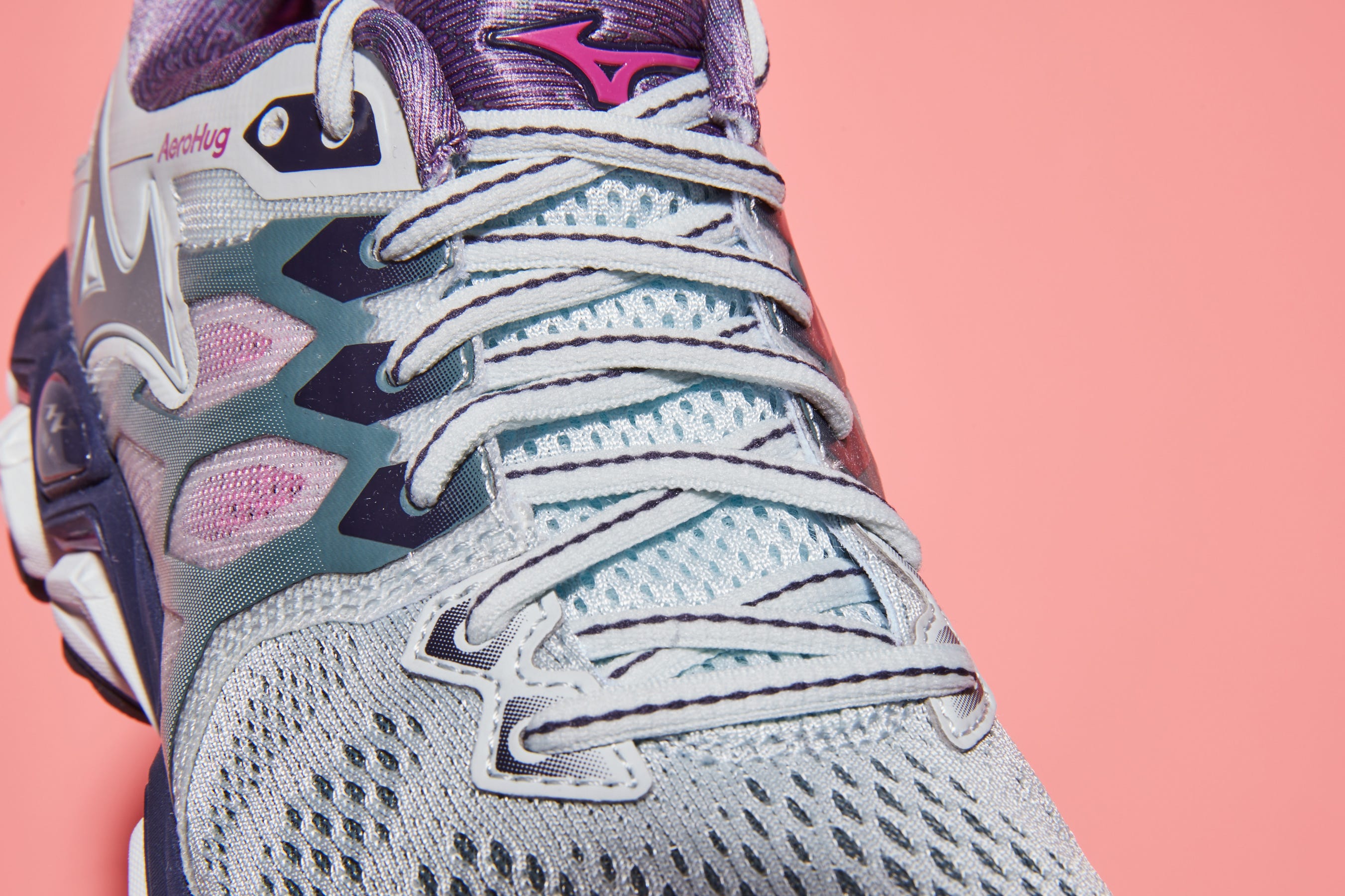 Mizuno Wave Horizon 3