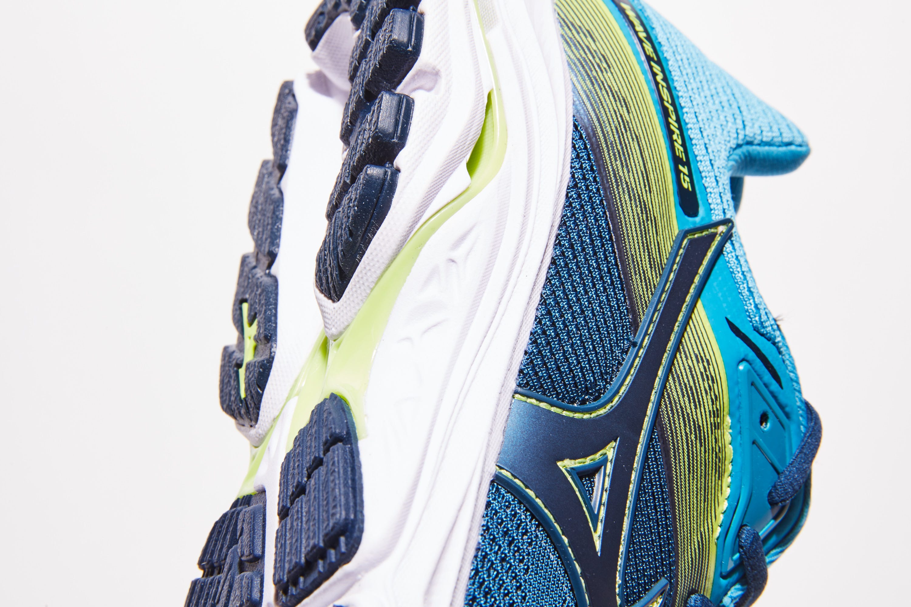 Mizuno Wave Inspire
